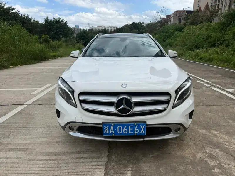 2015 Mercedes-Benz GLA 220 4MATIC Luxury — миниатюра 2