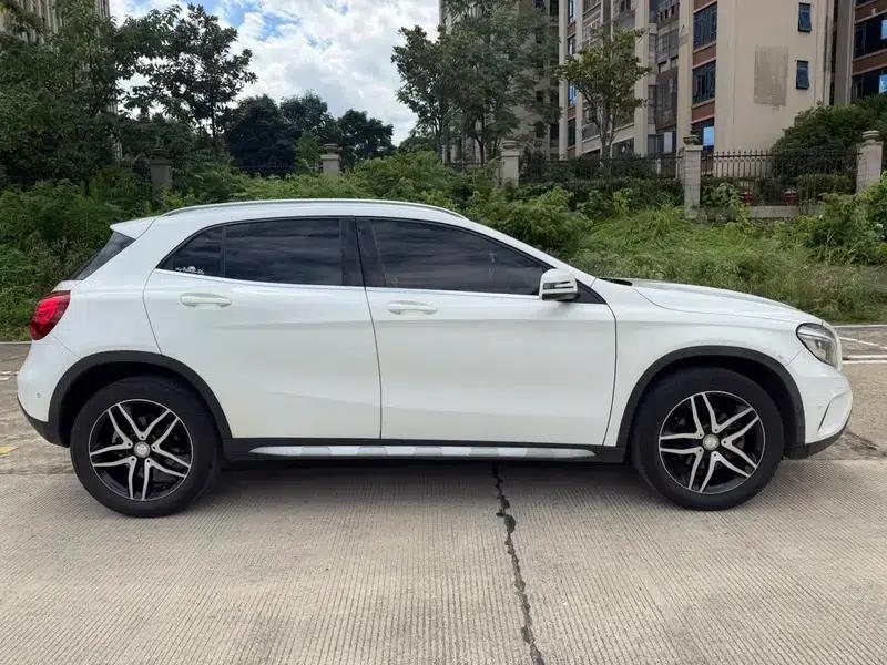 2015 Mercedes-Benz GLA 220 4MATIC Luxury — миниатюра 6