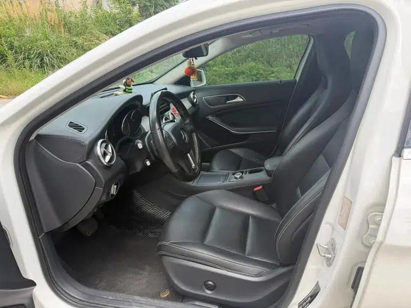 2015 Mercedes-Benz GLA 220 4MATIC Luxury — миниатюра 8