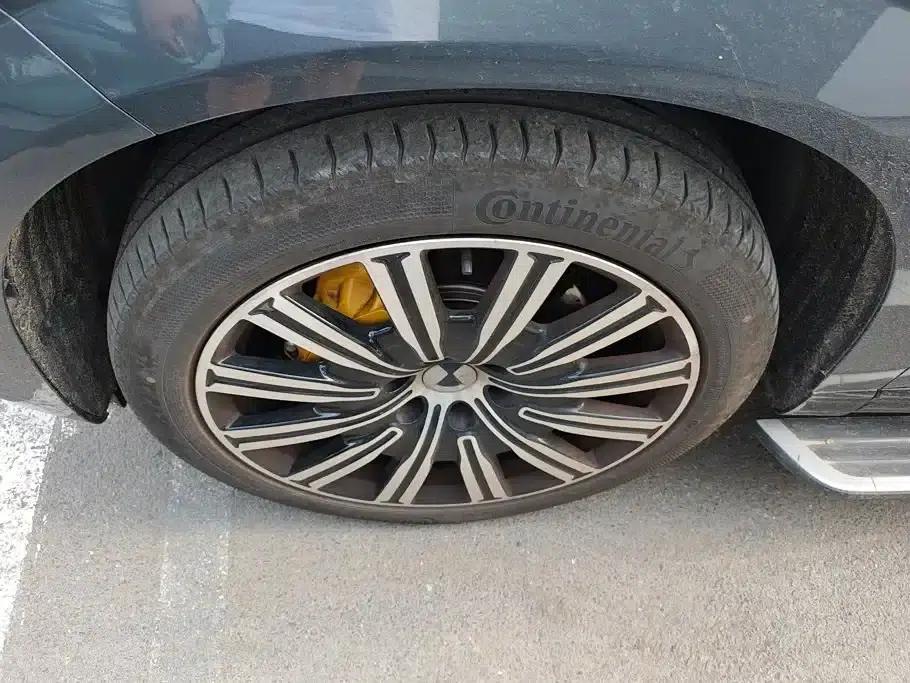 Denza N9 2025 Flagship Edition — миниатюра 6