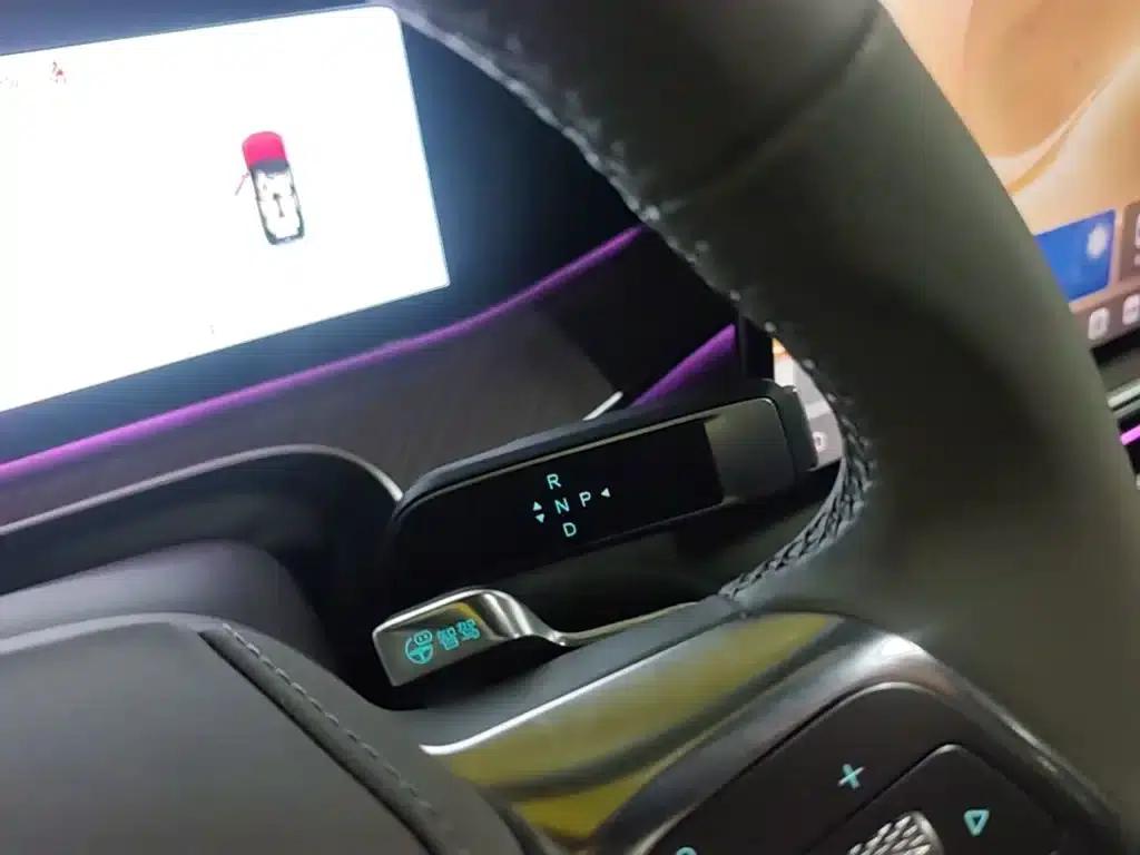 Denza N9 2025 Flagship Edition — миниатюра 14