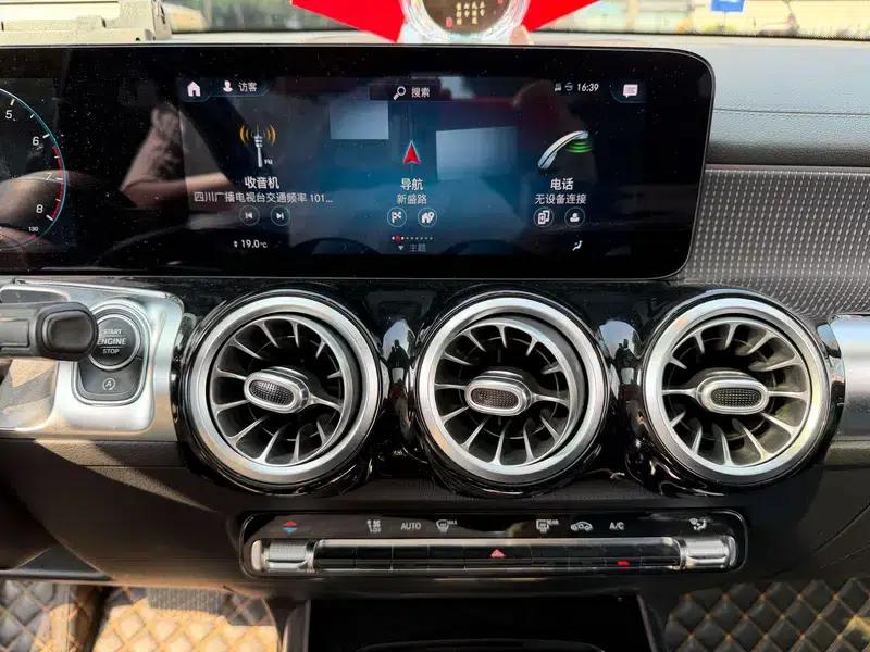 2021 Mercedes-Benz GLB 200 Dynamic — миниатюра 8