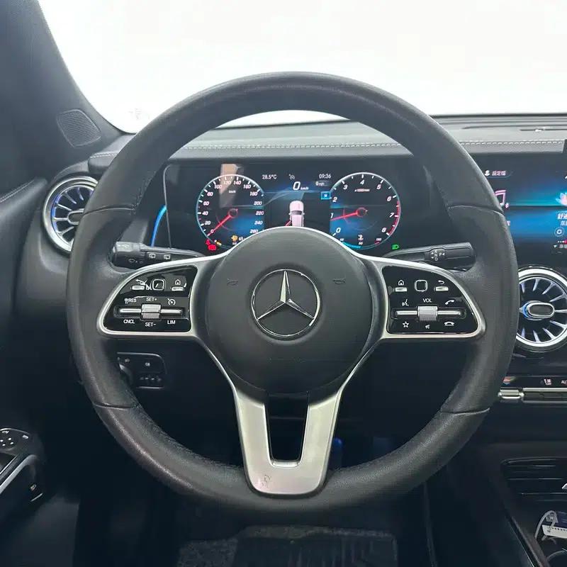 2020 Mercedes-Benz GLB 180 Dynamic — миниатюра 14