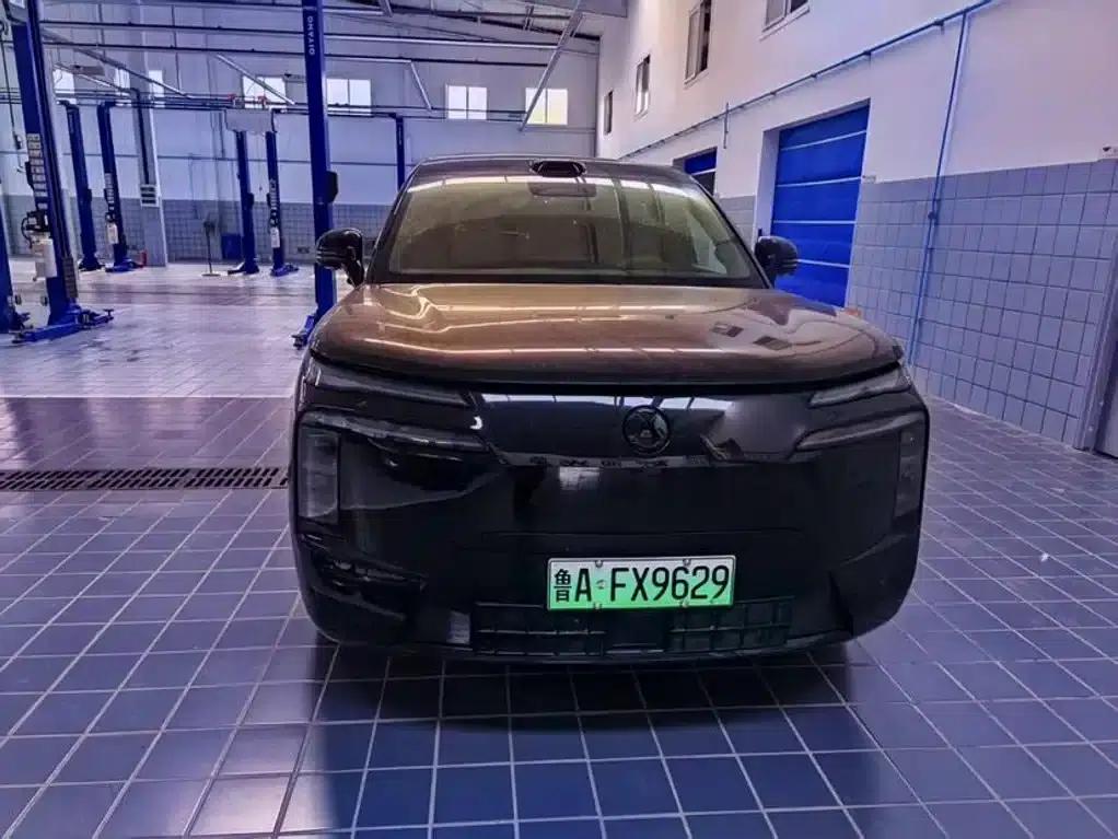 Denza N8L 2025 Flagship Edition — миниатюра 2