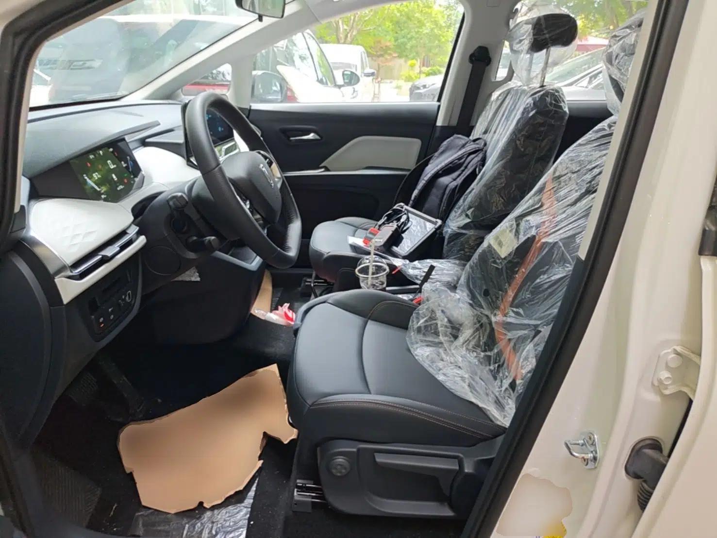 Bestune NAT 2022 Comfortable Travel Battery-Swapping Taxi Version — миниатюра 17