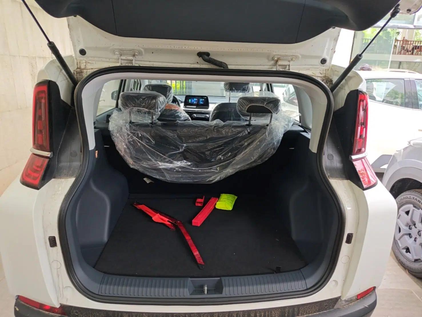 Bestune NAT 2022 Comfortable Travel Battery-Swapping Taxi Version — миниатюра 22