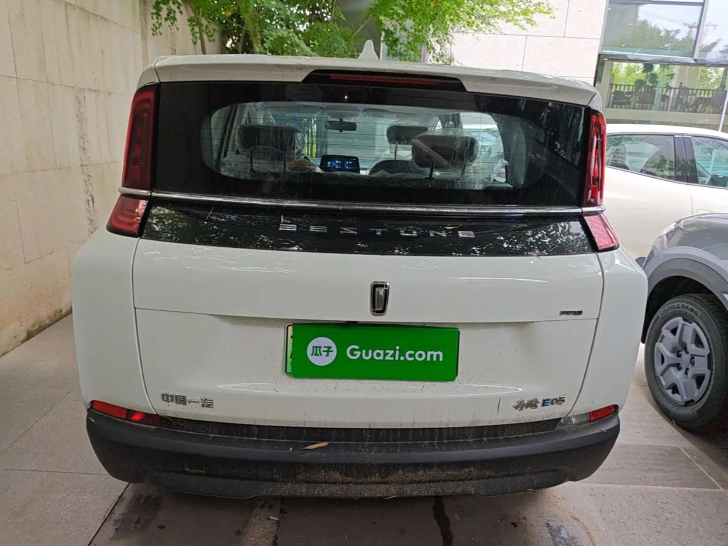 Bestune NAT 2022 Comfortable Travel Battery-Swapping Taxi Version — миниатюра 5