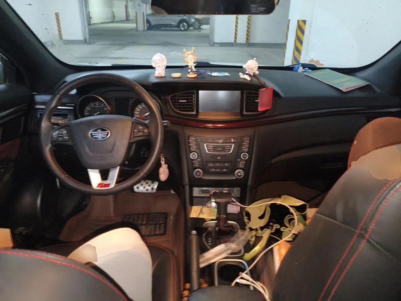Bestune B50 2016 1.4T Automatic Sport Luxury Edition — миниатюра 9