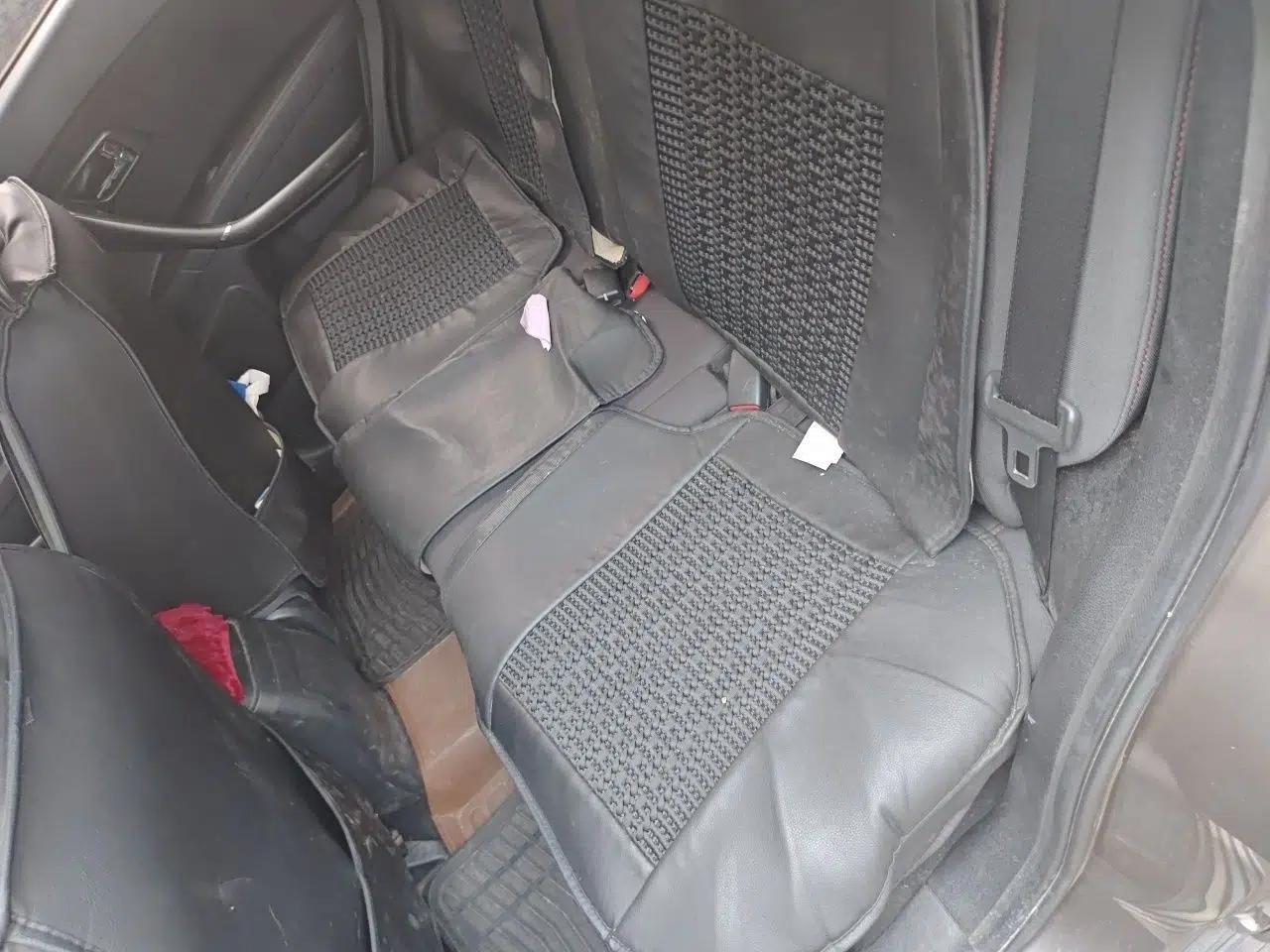 Bestune X80 2016 2.0L automatic Comfort trim level — миниатюра 20