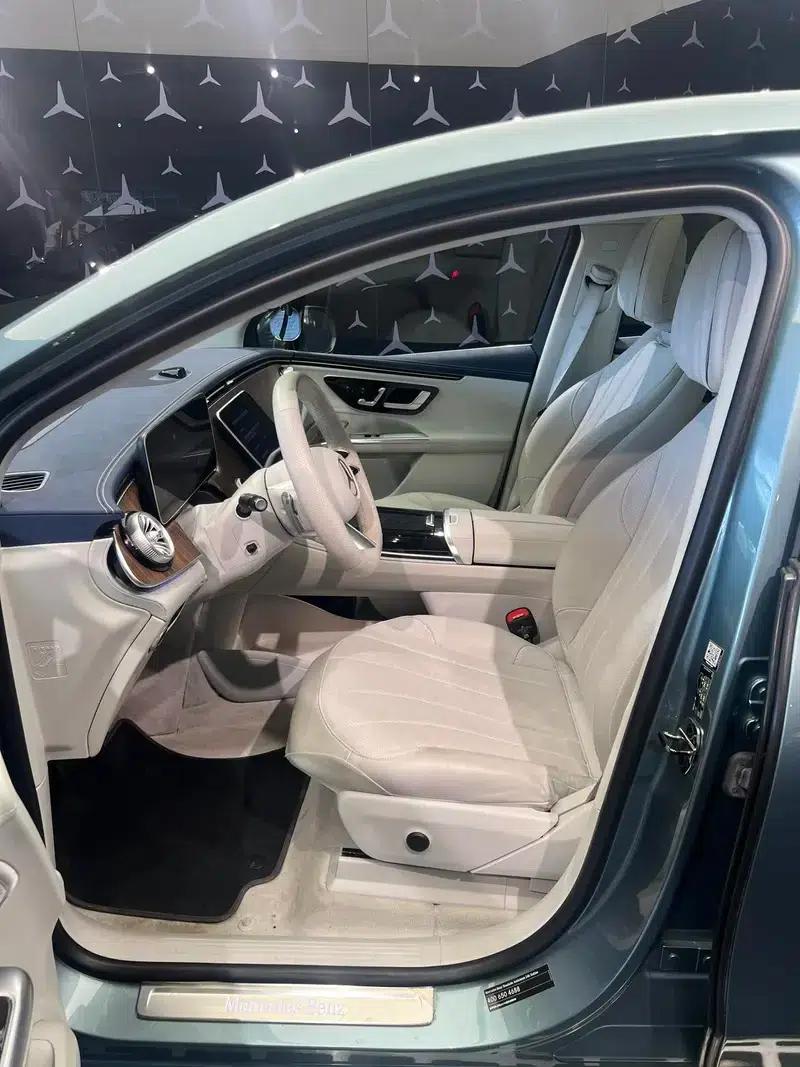 2024 Mercedes-Benz EQE SUV 500 4MATIC Luxury Edition — миниатюра 15