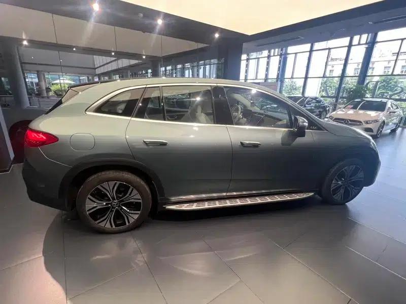 2024 Mercedes-Benz EQE SUV 500 4MATIC Luxury Edition — миниатюра 6