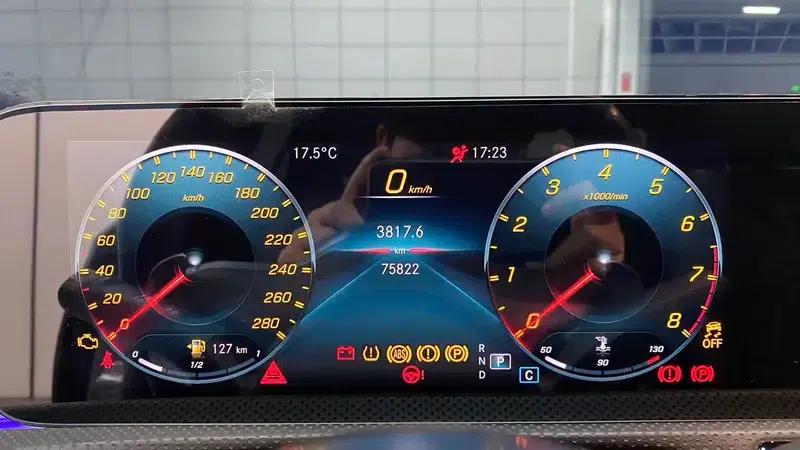 2020 Mercedes-Benz A-Class AMG A 35 L 4MATIC — миниатюра 13