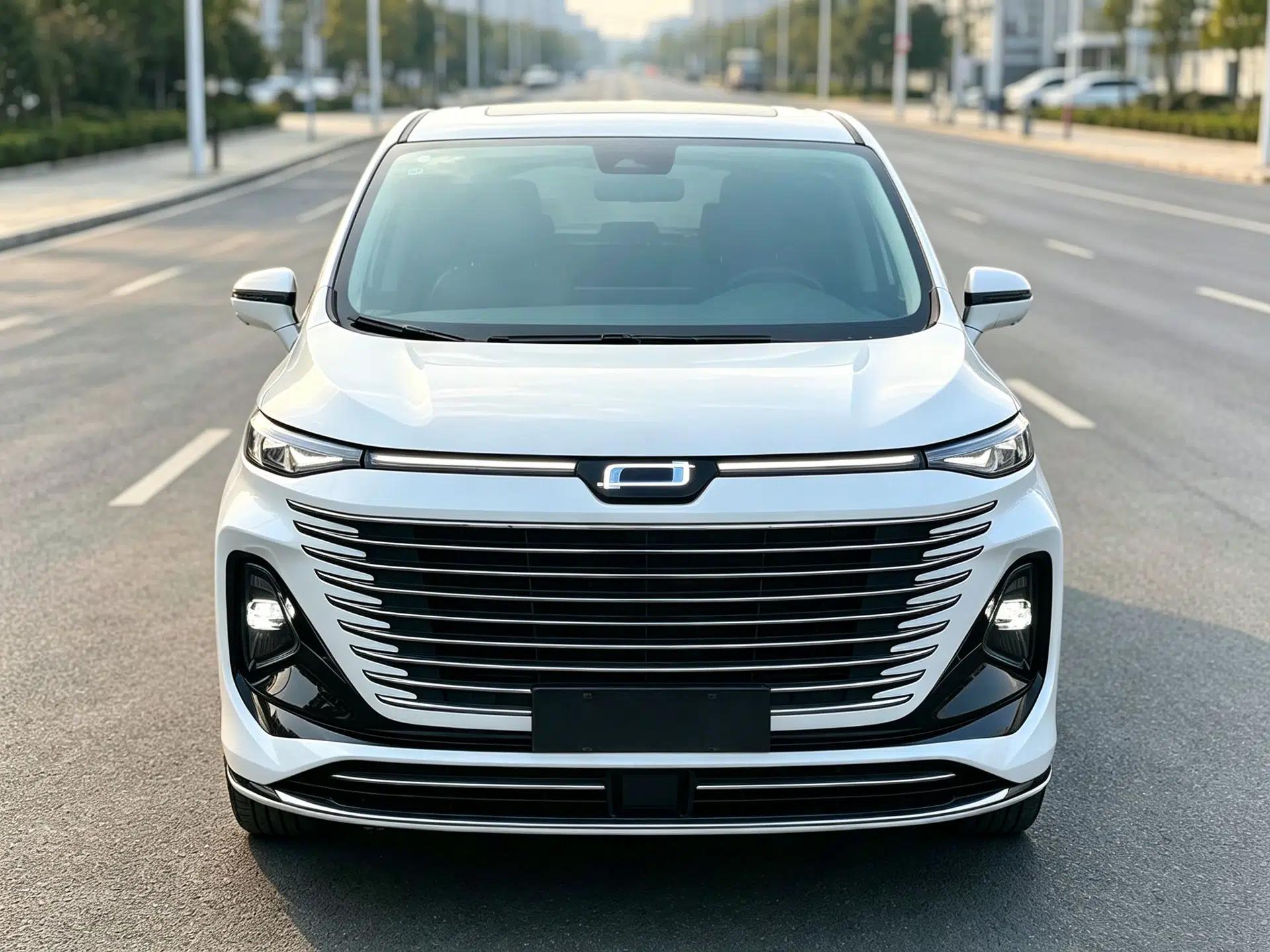 Bestune M9 2023 2.0T Prestige Edition — миниатюра 12
