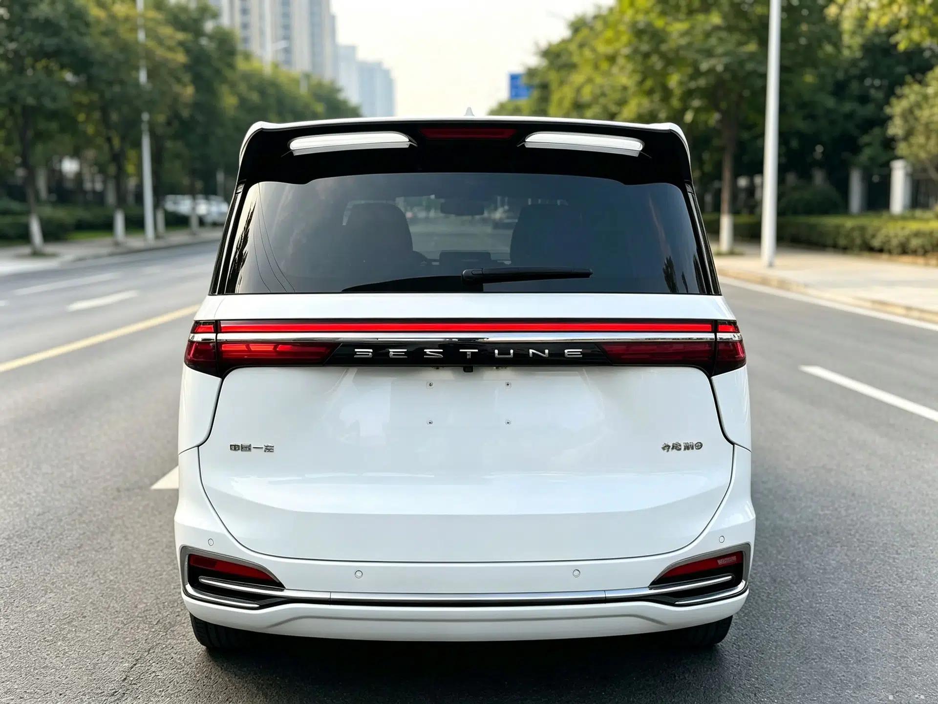 Bestune M9 2023 2.0T Prestige Edition — миниатюра 17