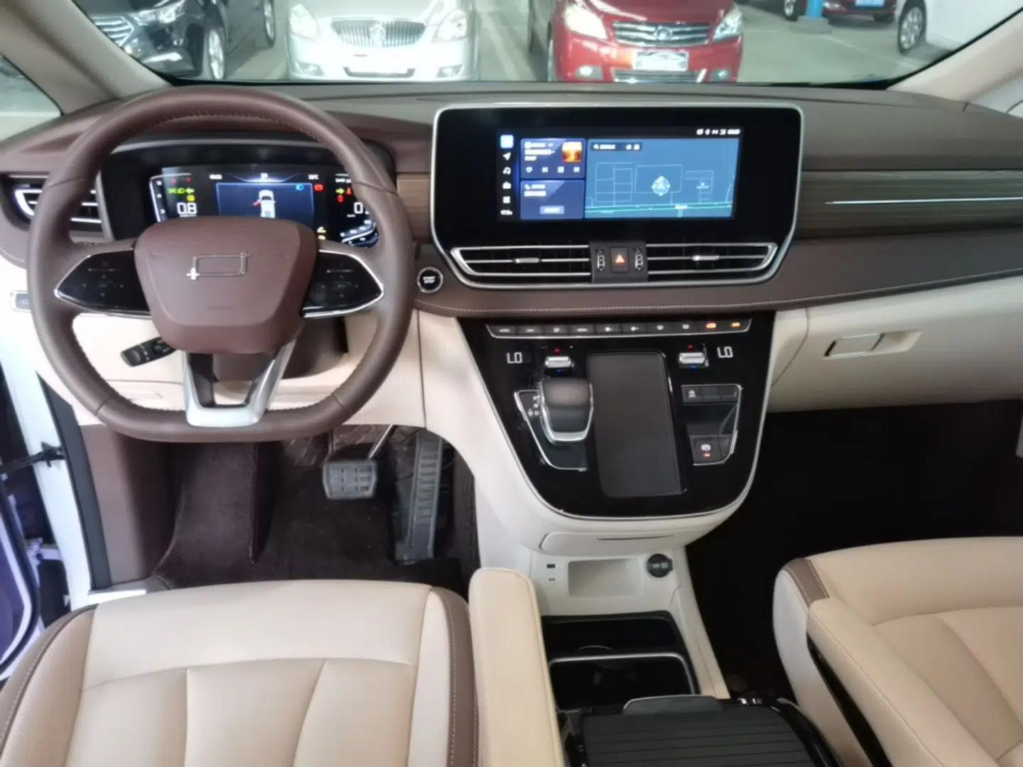 Bestune M9 2023 2.0T Prestige Edition — миниатюра 21