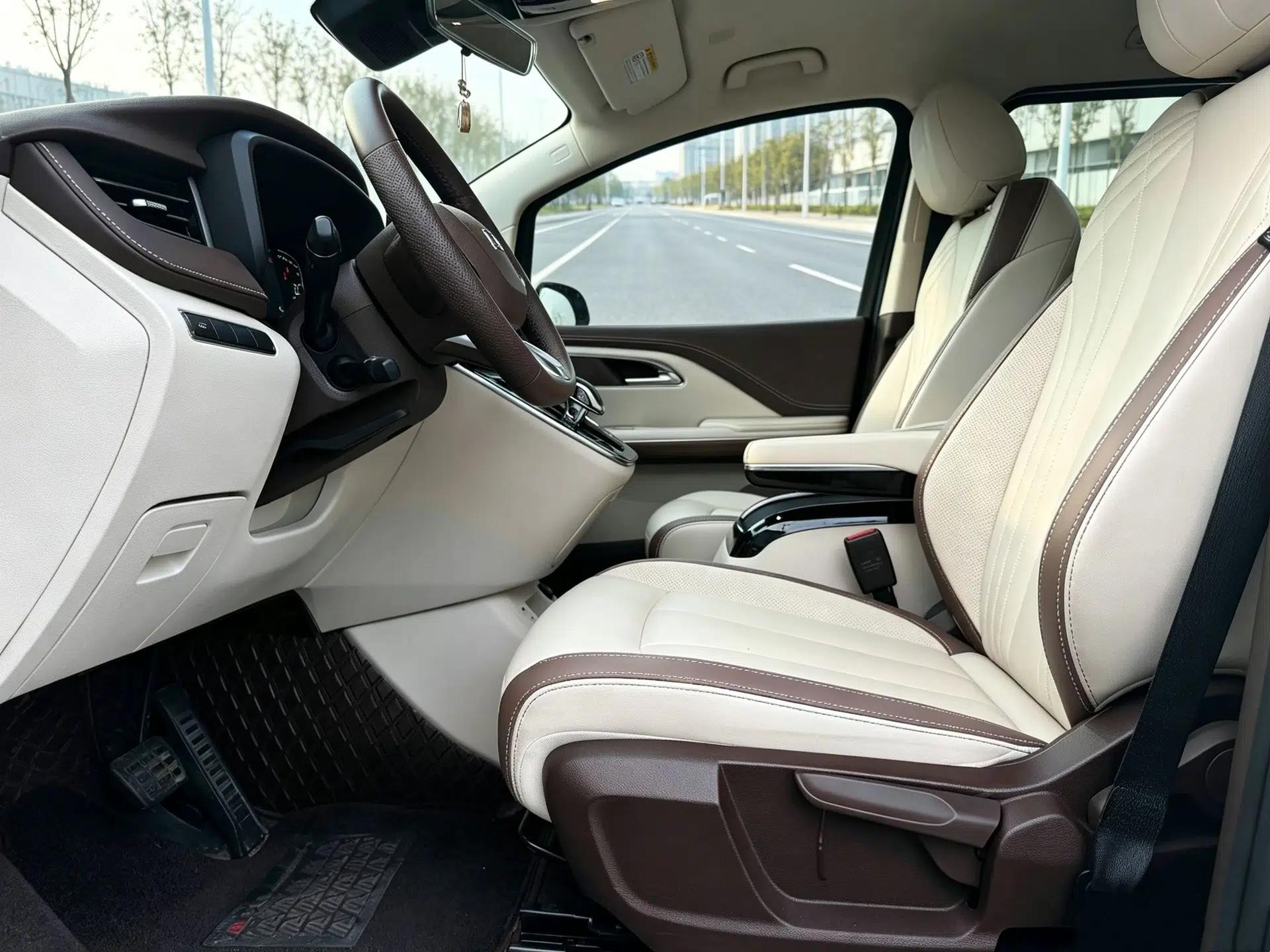 Bestune M9 2023 2.0T Prestige Edition — миниатюра 26