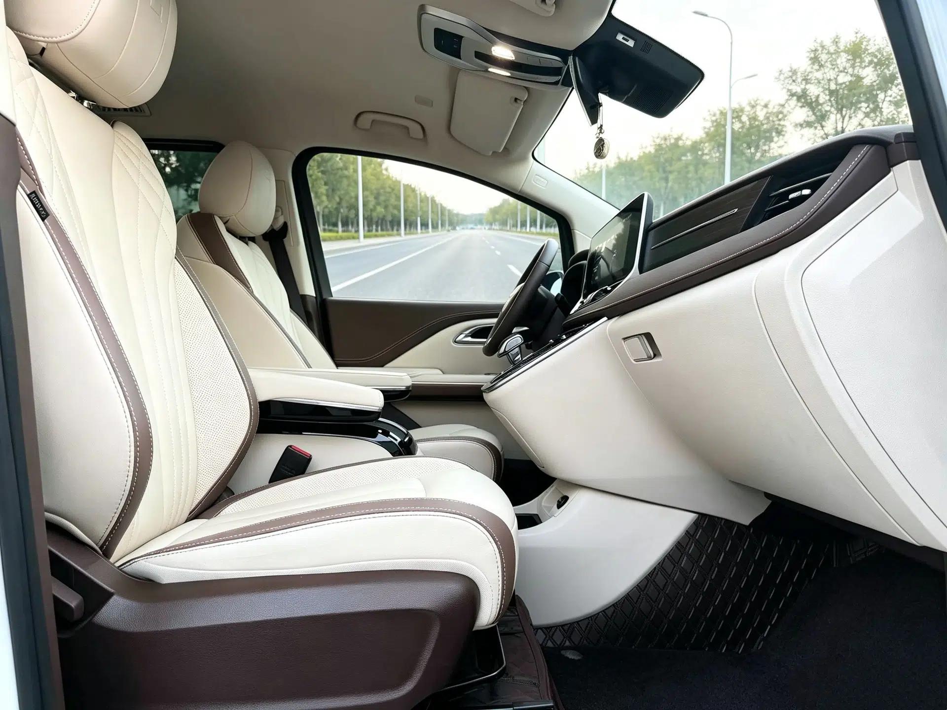 Bestune M9 2023 2.0T Prestige Edition — миниатюра 28