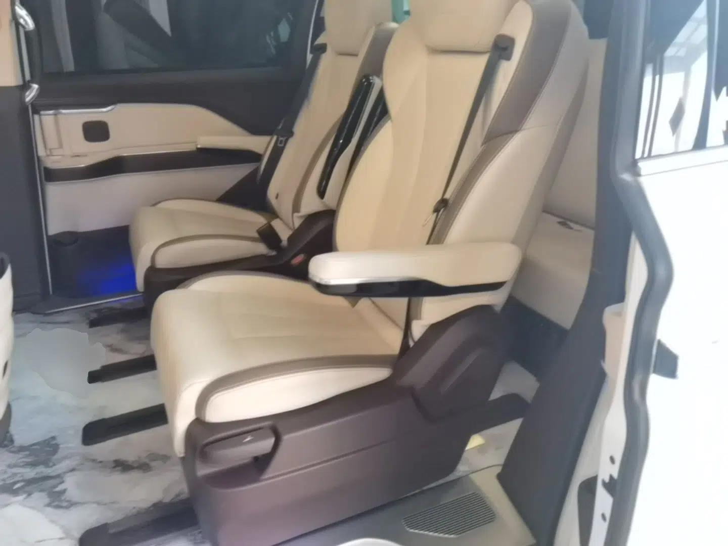 Bestune M9 2023 2.0T Prestige Edition — миниатюра 29