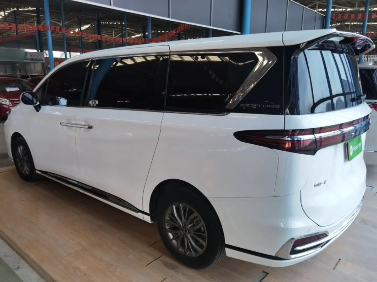 Bestune M9 2023 2.0T Prestige Edition — миниатюра 4