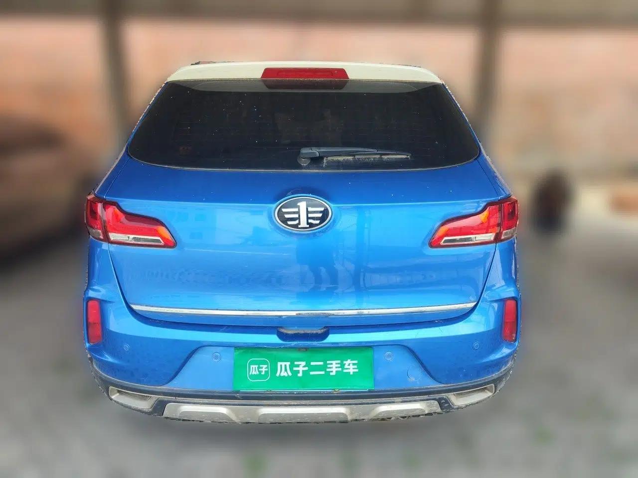 Bestune X40 2017 1.6L Automatic Prestige Edition — миниатюра 3
