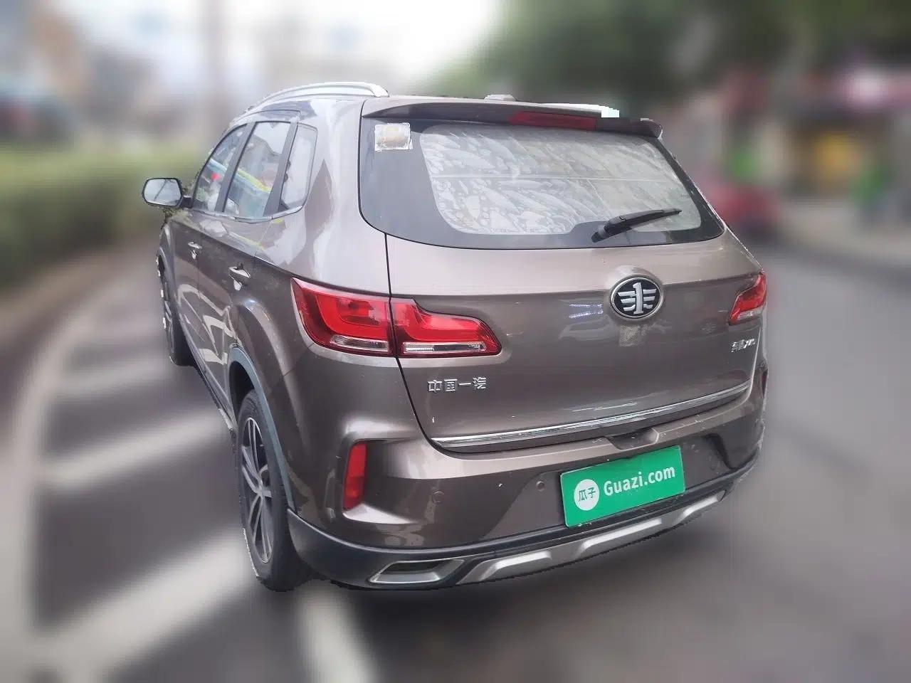 Bestune X40 2017 1.6L Manual Prestige Edition — миниатюра 4