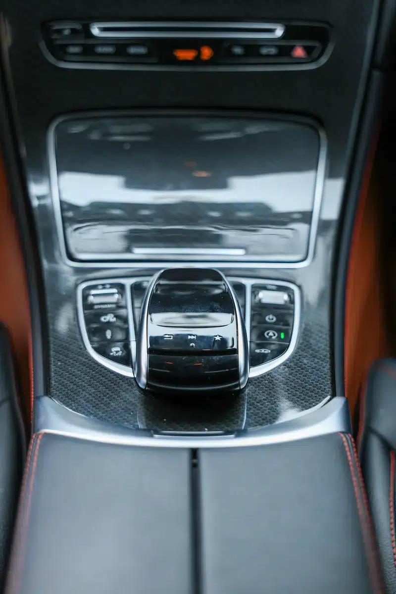 Mercedes-Benz GLC Coupe AMG 2017 AMG GLC 43 4MATIC Coupe SUV — миниатюра 4