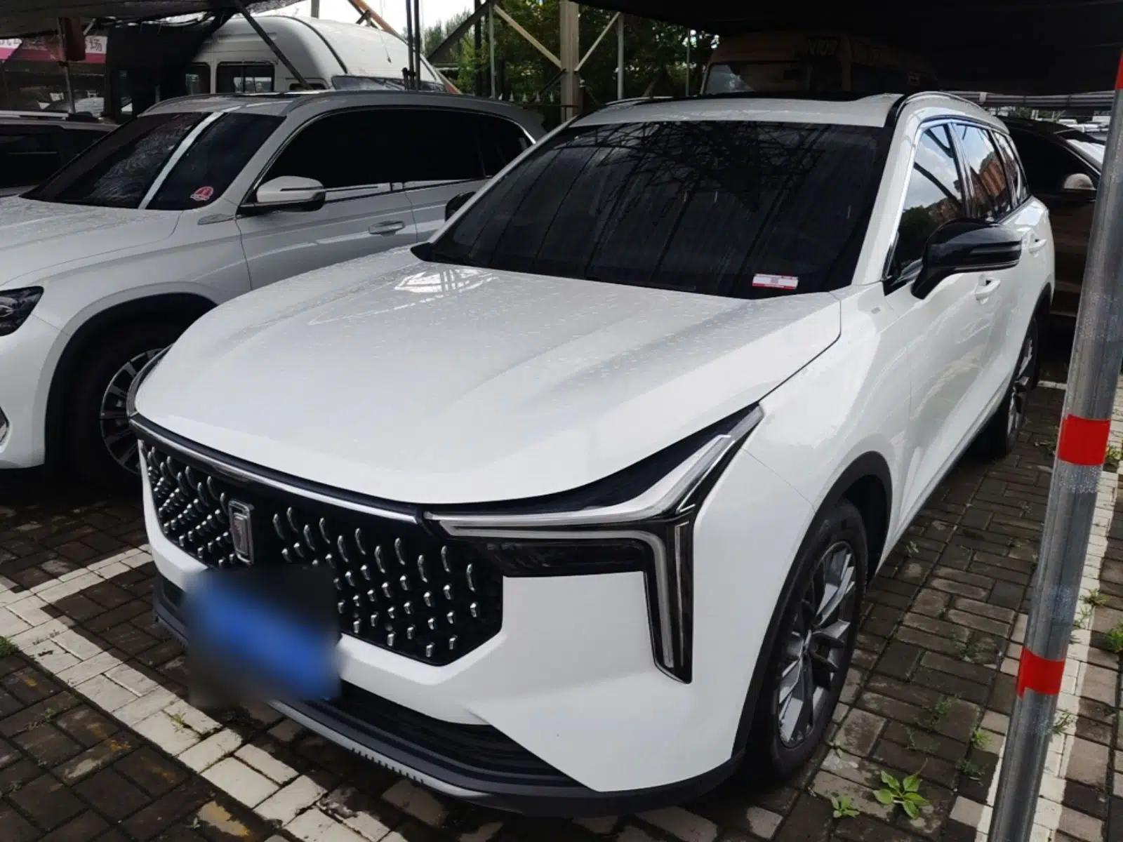 Bestune T55 2023 1.5T Automatic Leap Model — миниатюра 1