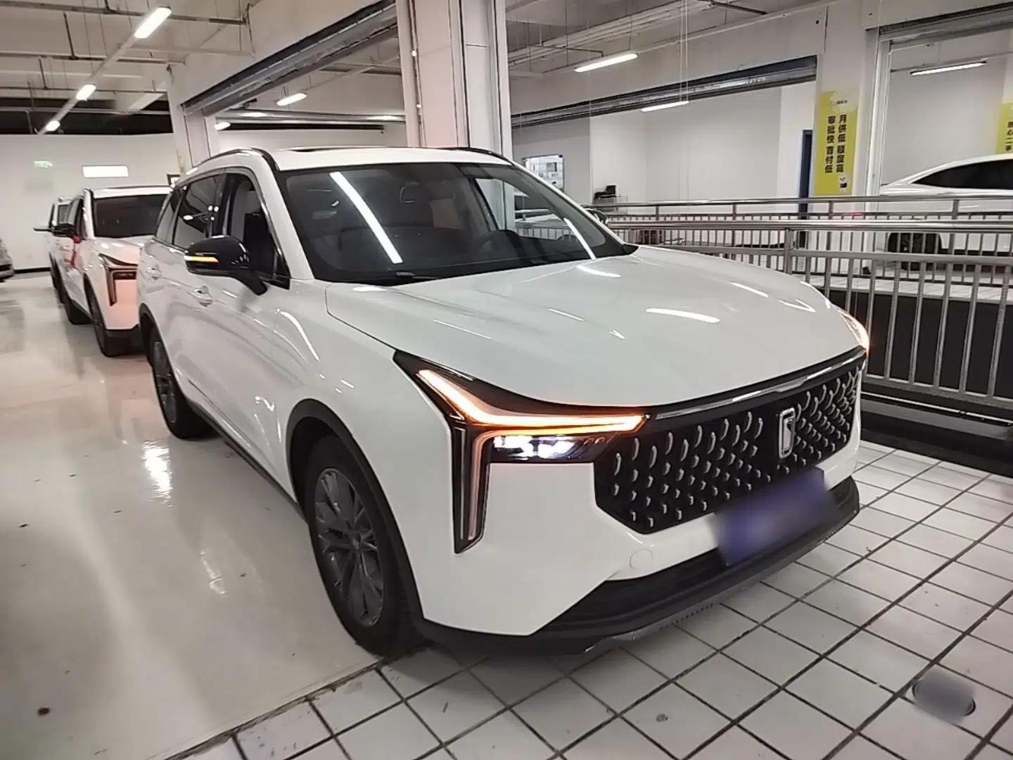 Bestune T55 2022 1.5T Automatic Leap Edition — миниатюра 3