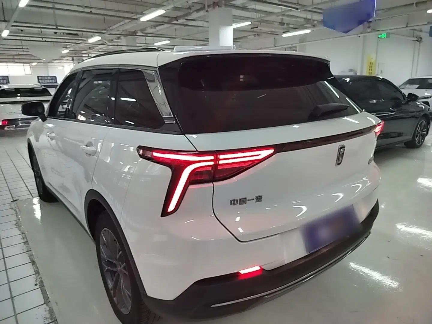 Bestune T55 2022 1.5T Automatic Leap Edition — миниатюра 4