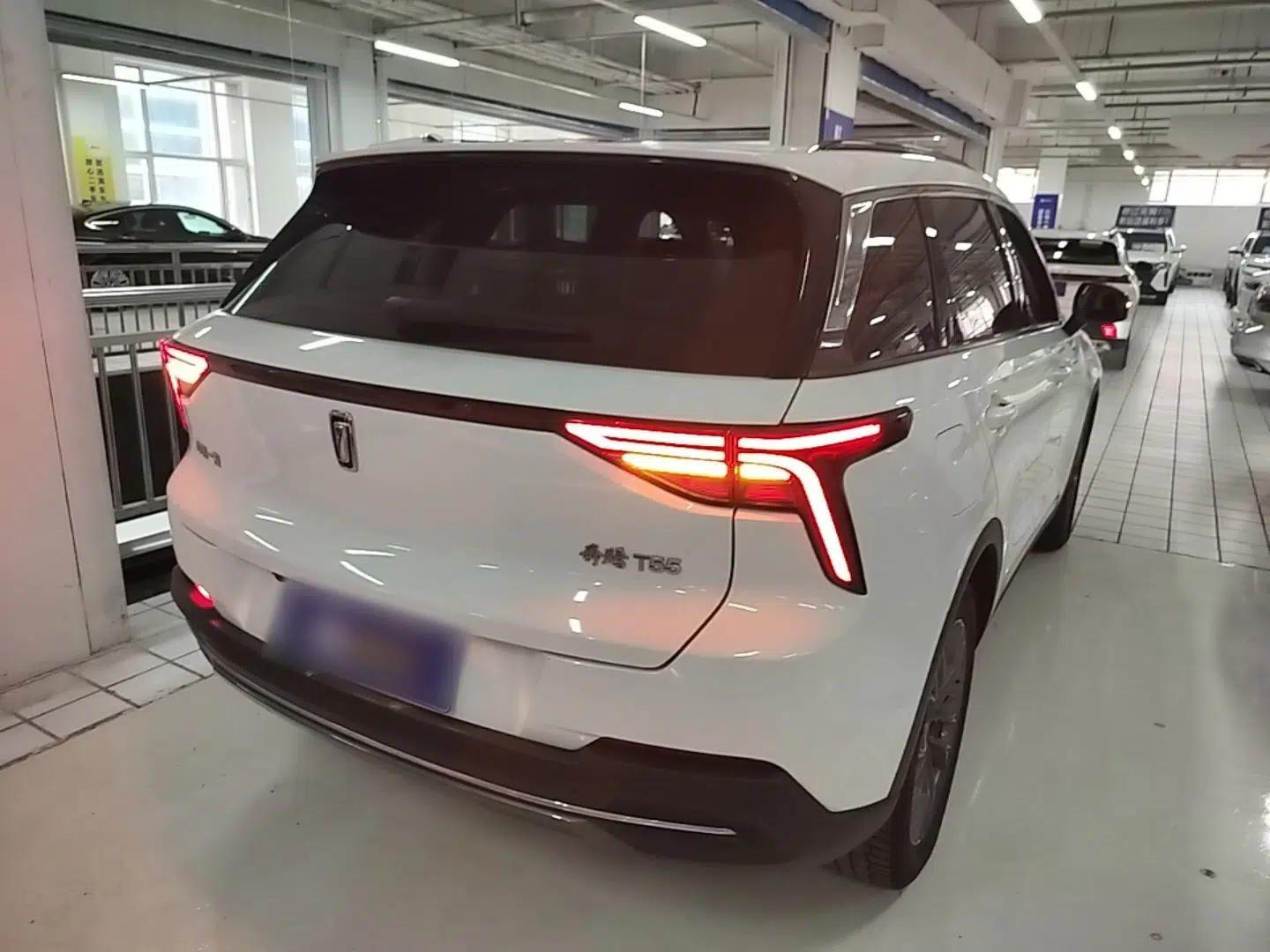 Bestune T55 2022 1.5T Automatic Leap Edition — миниатюра 6
