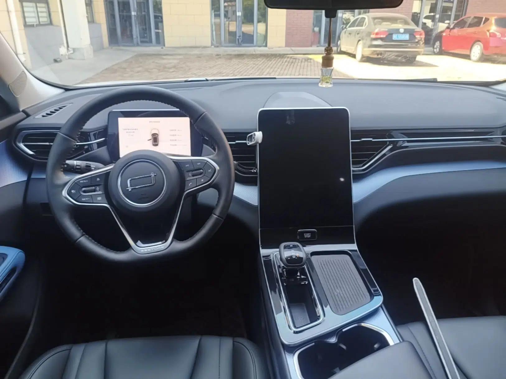 Bestune T90 2023 1.5T DCT Automatic Luxury Edition — миниатюра 12