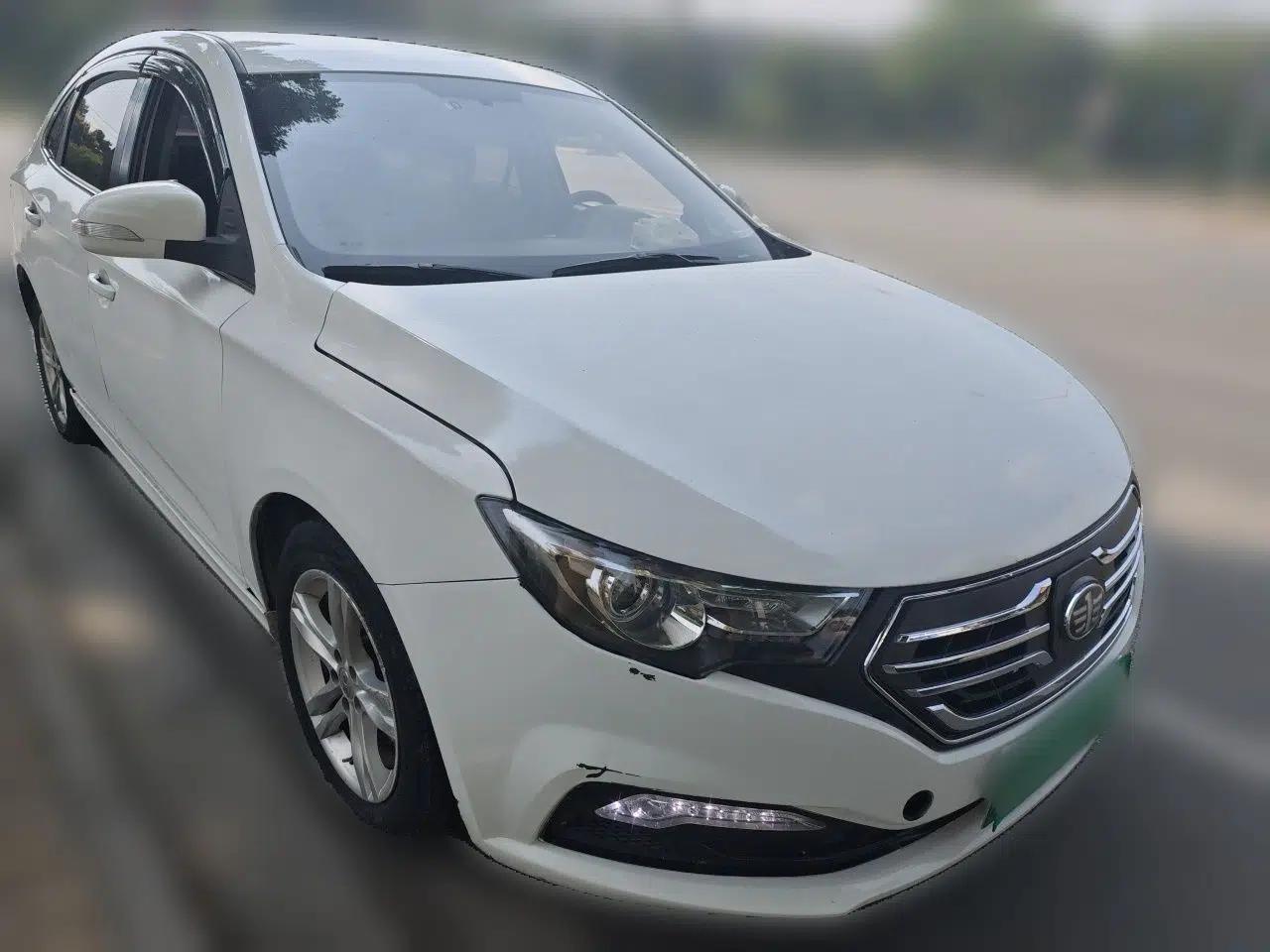 Bestune B30EV 2019 EV400 — миниатюра 3