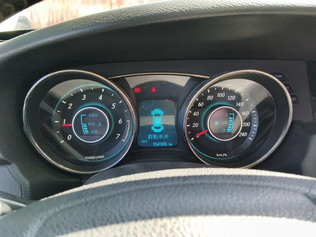 BAIC Senova D50 2014 1.5L manual comfort version — миниатюра 11