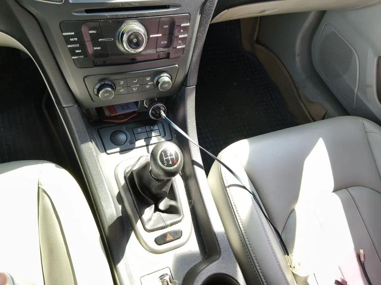 BAIC Senova D50 2014 1.5L manual comfort version — миниатюра 14