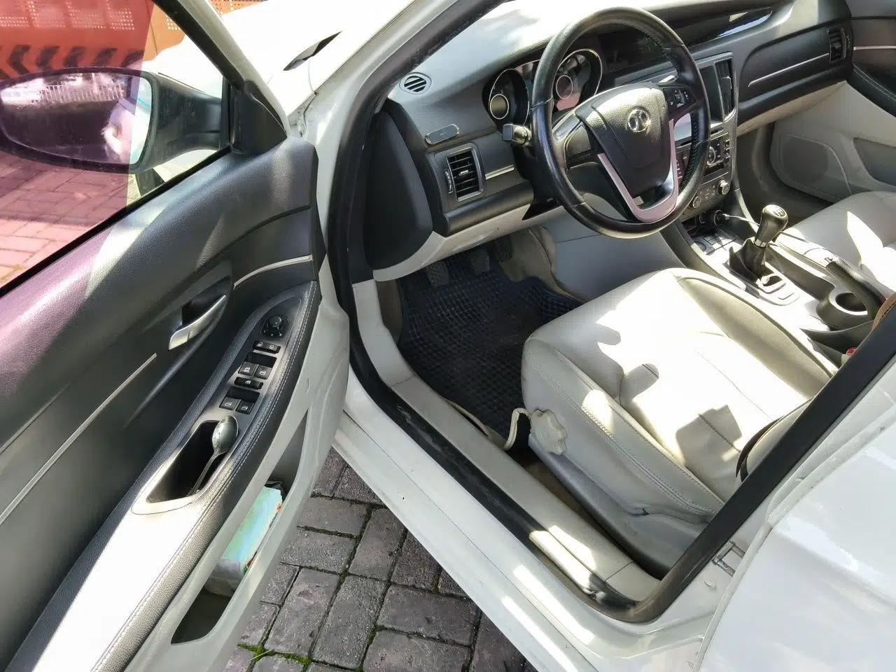 BAIC Senova D50 2014 1.5L manual comfort version — миниатюра 16