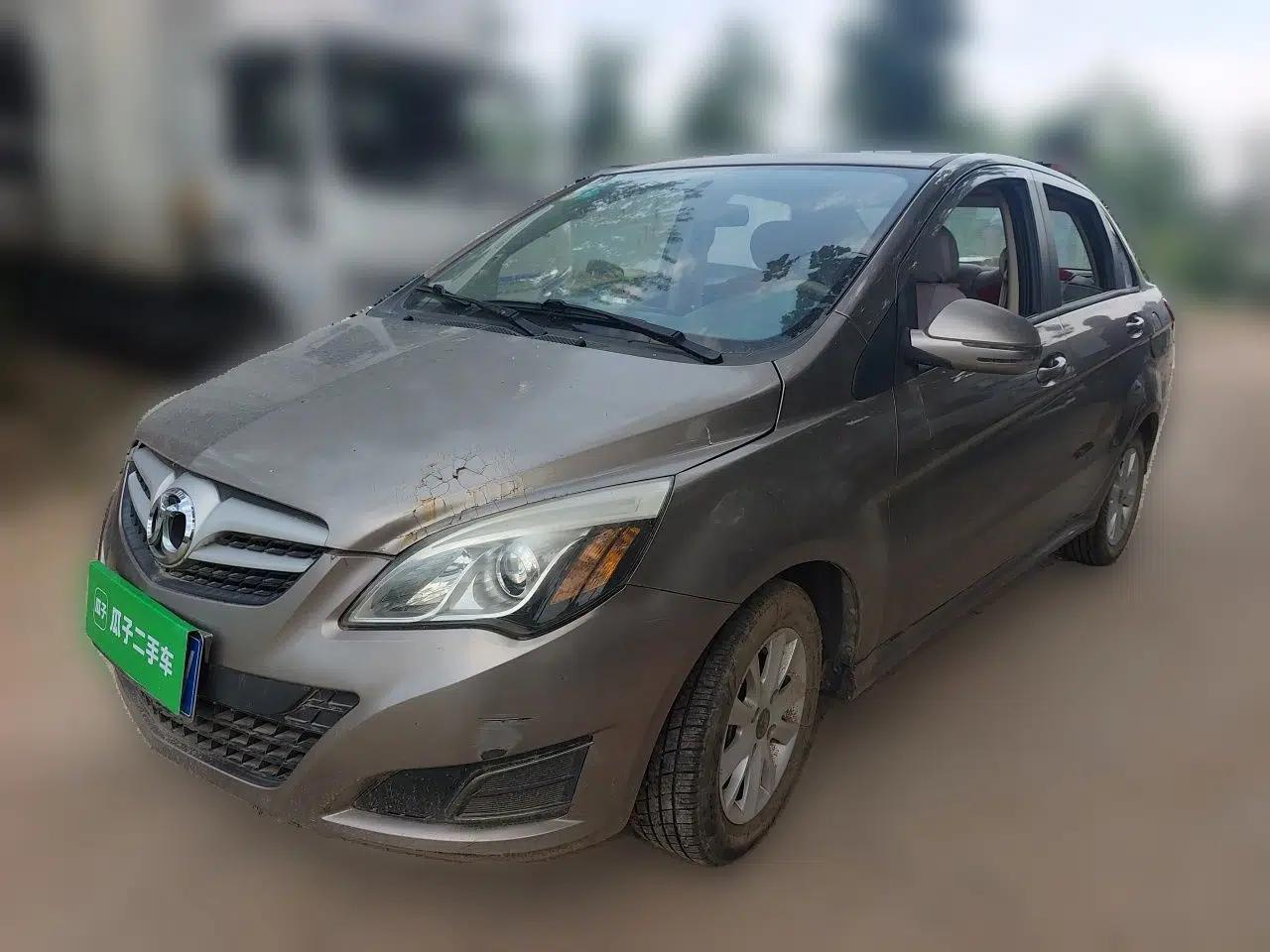 BAIC E Series 2013 Sedan 1.5L Manual Lotte Edition — миниатюра 1