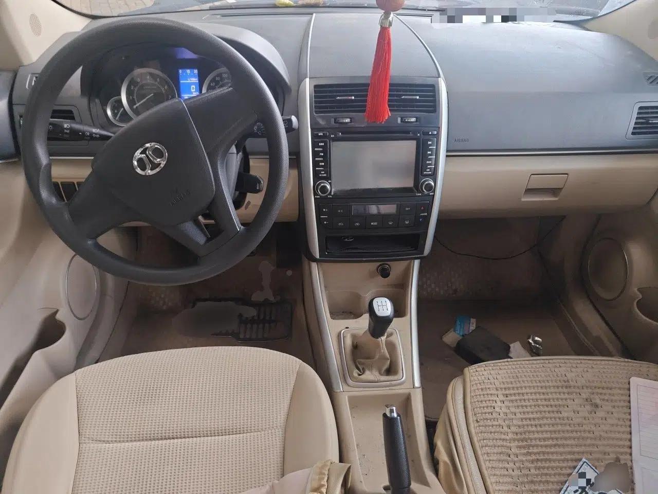 BAIC E Series 2012 Hatchback 1.3L Manual Liking Edition — миниатюра 9