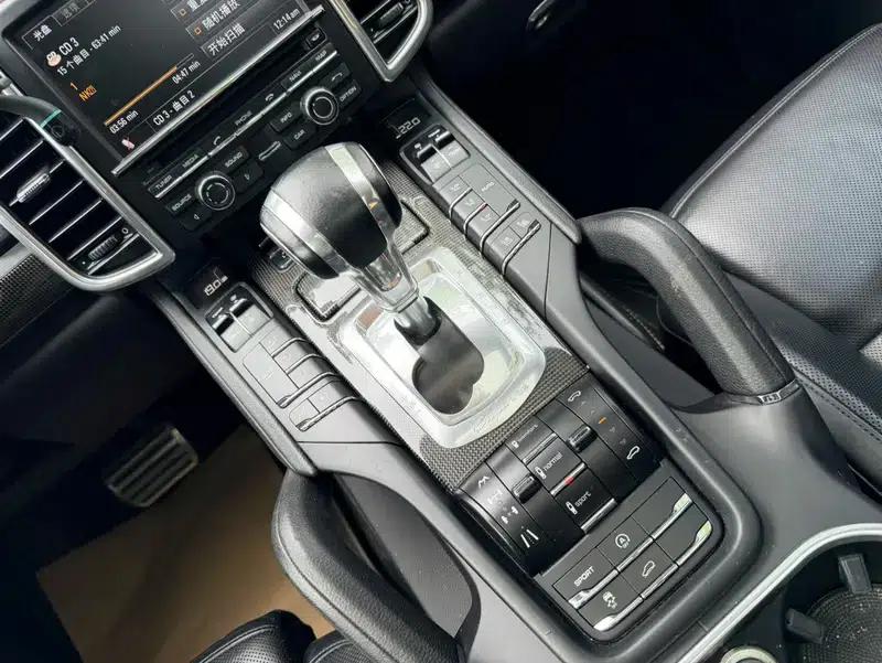Cayenne 2012 Cayenne GTS 4.8L — миниатюра 16