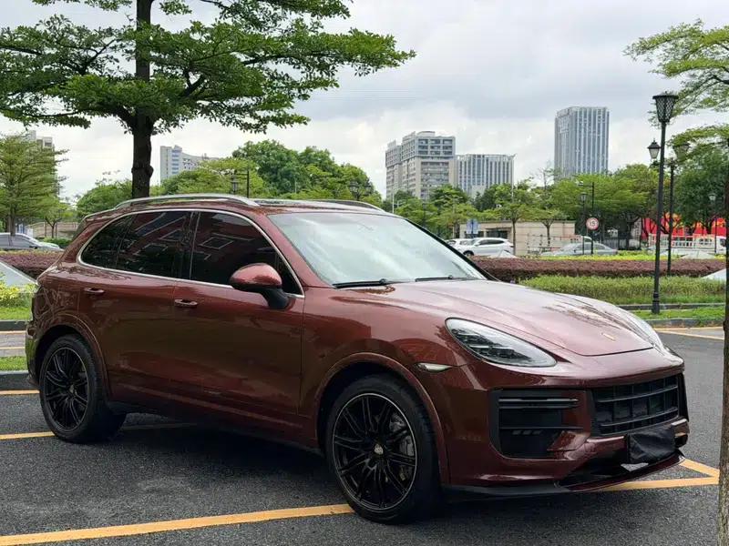 Cayenne 2012 Cayenne GTS 4.8L — миниатюра 3