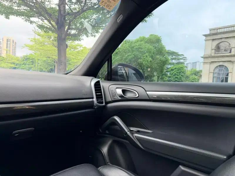 Cayenne 2012 Cayenne GTS 4.8L — миниатюра 10