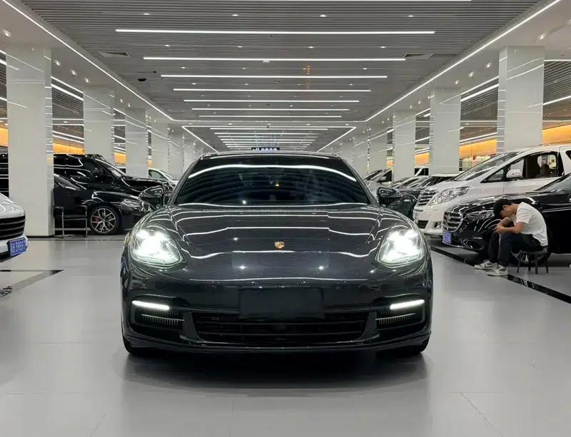 2019 Panamera 4 Executive Long Wheelbase 2.9T — миниатюра 2