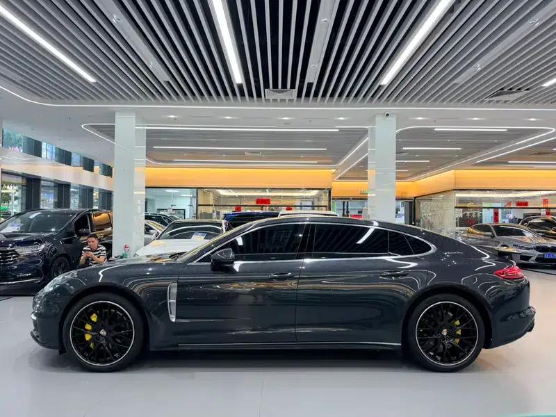 2019 Panamera 4 Executive Long Wheelbase 2.9T — миниатюра 4