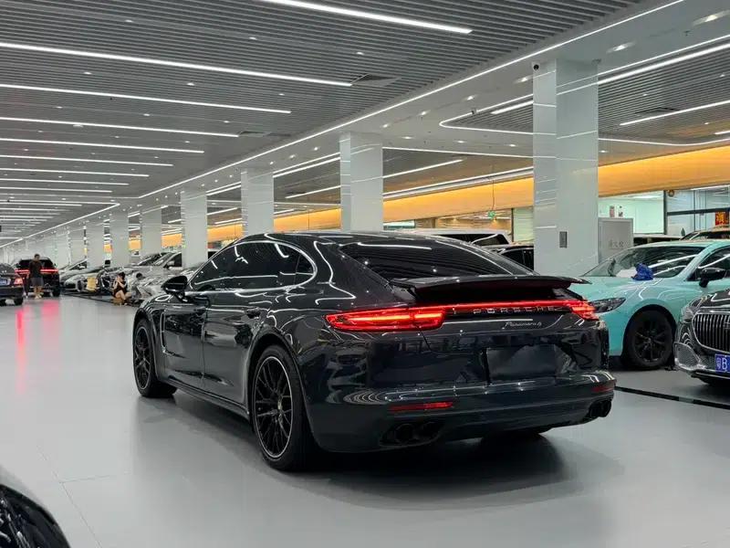 2019 Panamera 4 Executive Long Wheelbase 2.9T — миниатюра 5