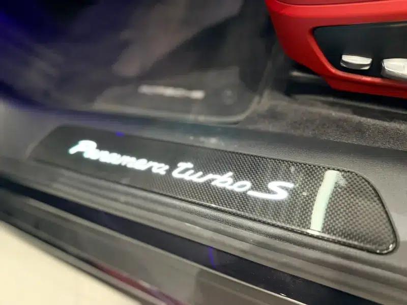2019 Panamera 4 Executive Long Wheelbase 2.9T — миниатюра 9