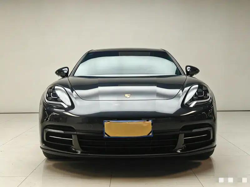 2017 Panamera 4 Executive Long Wheelbase 3.0T — миниатюра 2