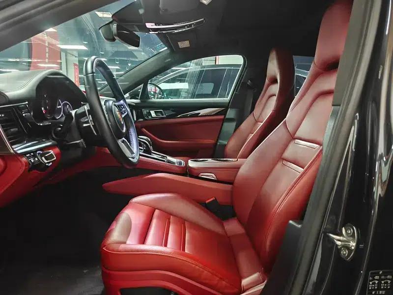 2017 Panamera 4 Executive Long Wheelbase 3.0T — миниатюра 19