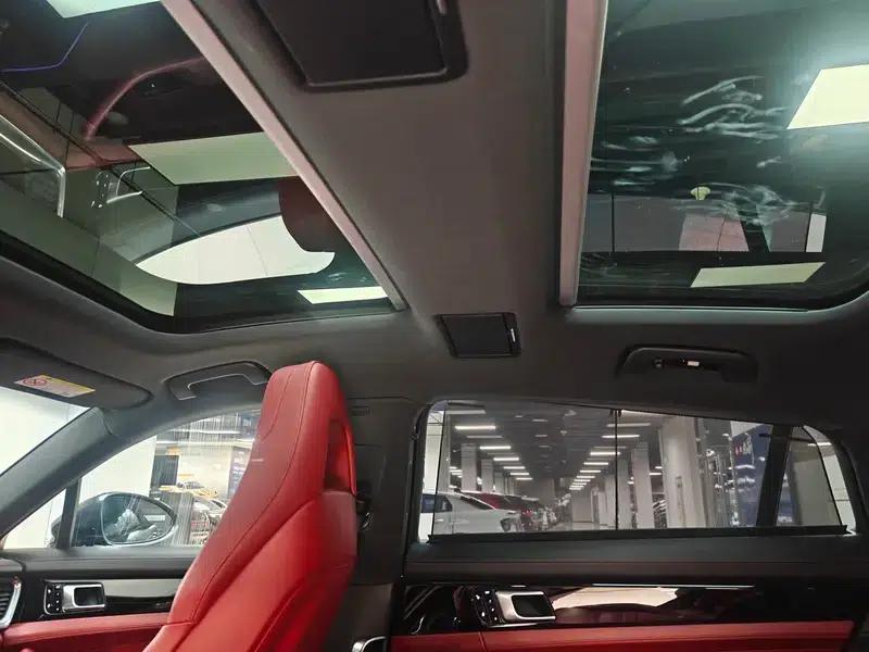 2017 Panamera 4 Executive Long Wheelbase 3.0T — миниатюра 21