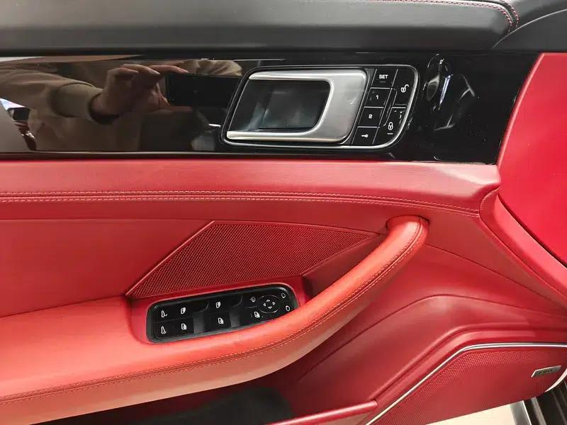 2017 Panamera 4 Executive Long Wheelbase 3.0T — миниатюра 22