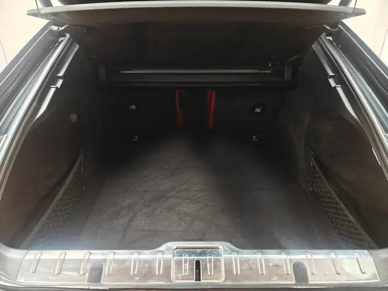 2017 Panamera 4 Executive Long Wheelbase 3.0T — миниатюра 23