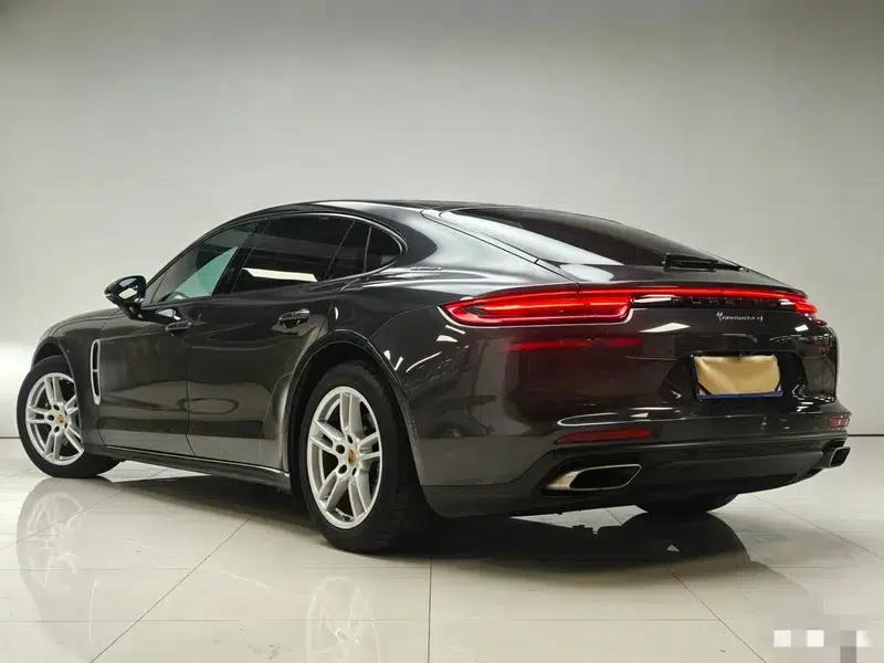 2017 Panamera 4 Executive Long Wheelbase 3.0T — миниатюра 4
